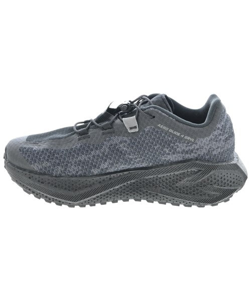 Salomon รองเท้าผ้าใบ