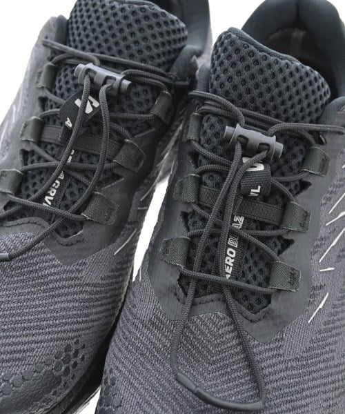 Salomon รองเท้าผ้าใบ