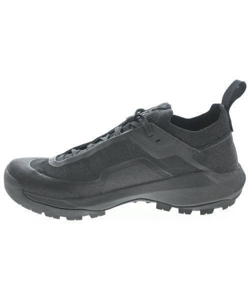ARC'TERYX รองเท้าผ้าใบ