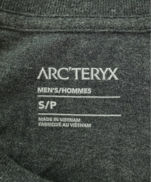 ARC'TERYX เสื้อยืด/เสื้อท็อปส์