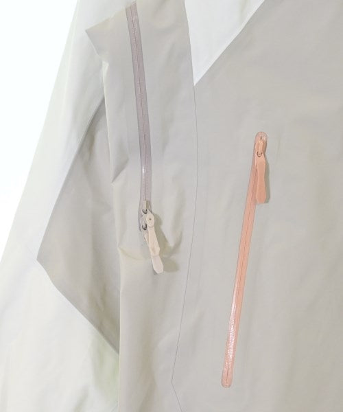 ARC'TERYX เสื้อพาร์กาภูเขา