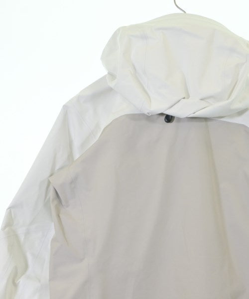 ARC'TERYX เสื้อพาร์กาภูเขา