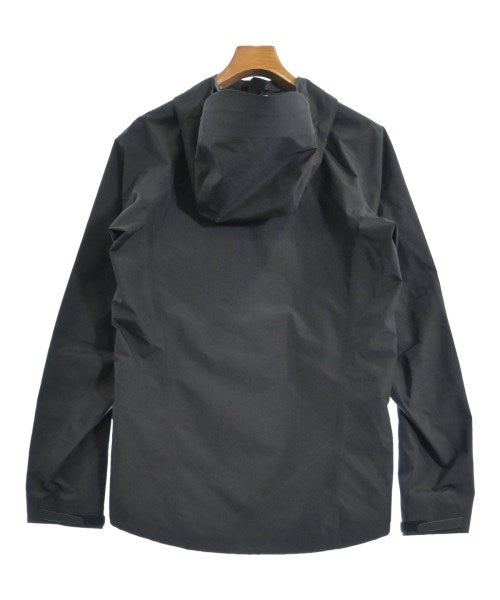 ARC'TERYX เสื้อพาร์กาภูเขา