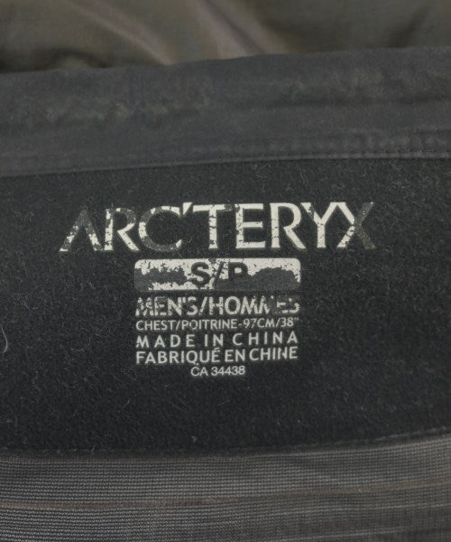 ARC'TERYX เสื้อพาร์กาภูเขา