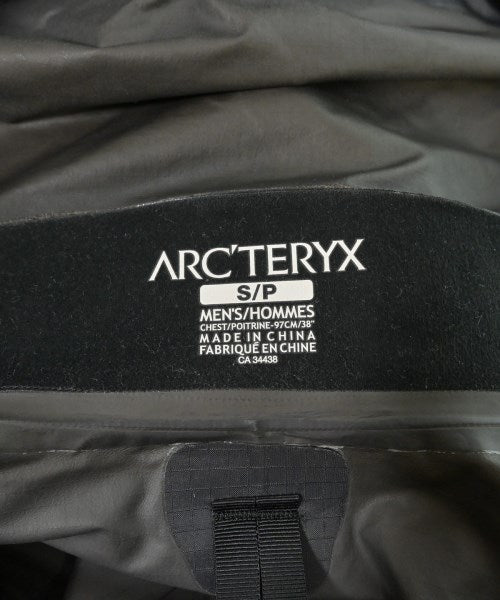 ARC'TERYX เสื้อพาร์กาภูเขา