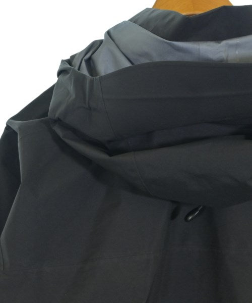 ARC'TERYX เสื้อพาร์กาภูเขา