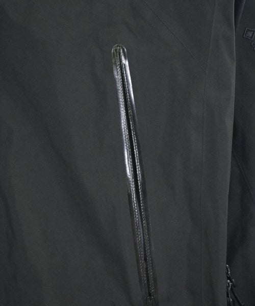ARC'TERYX เสื้อพาร์กาภูเขา