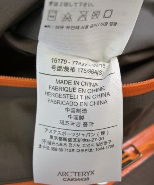 ARC'TERYX เสื้อพาร์กาภูเขา