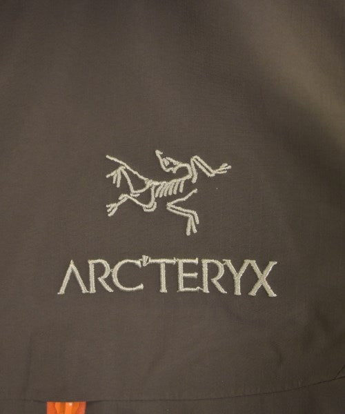ARC'TERYX เสื้อพาร์กาภูเขา