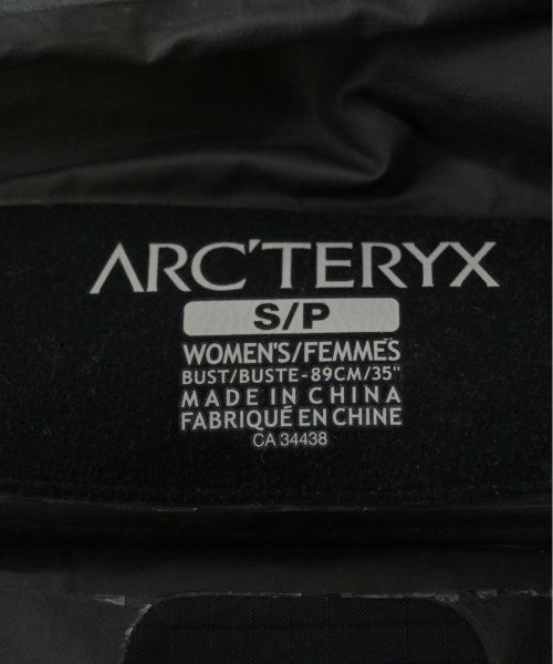 ARC'TERYX เสื้อพาร์กาภูเขา
