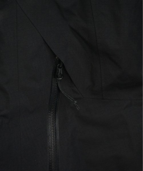 ARC'TERYX เสื้อพาร์กาภูเขา