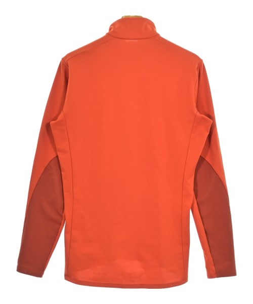 ARC'TERYX เสื้อยืด/เสื้อท็อปส์