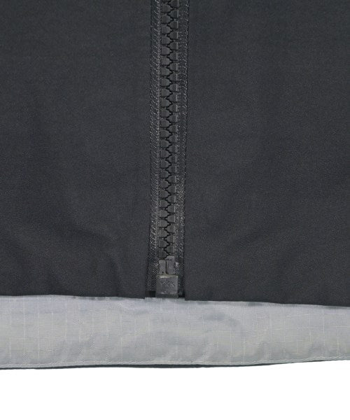 ARC'TERYX เสื้อพาร์กาภูเขา