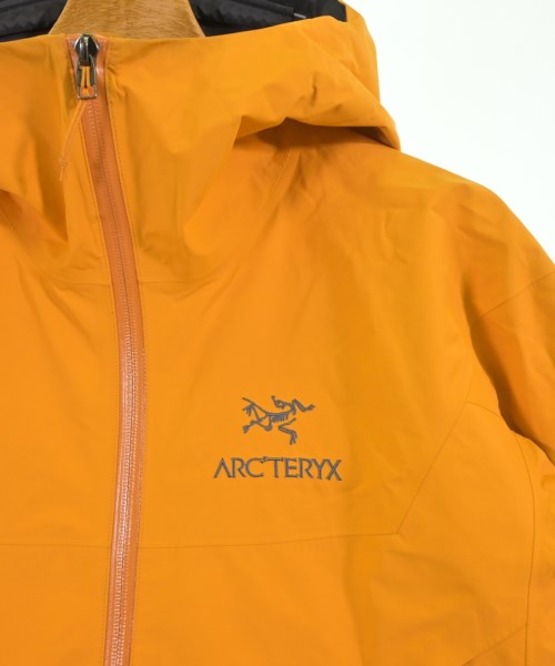 ARC'TERYX เสื้อพาร์กาภูเขา