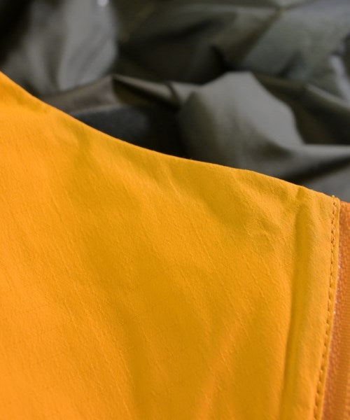 ARC'TERYX เสื้อพาร์กาภูเขา