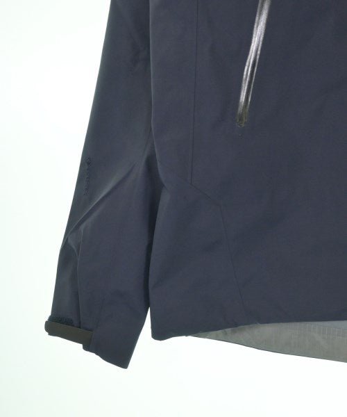 ARC'TERYX เสื้อพาร์กาภูเขา