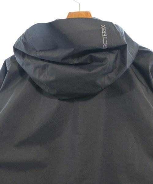 ARC'TERYX เสื้อพาร์กาภูเขา