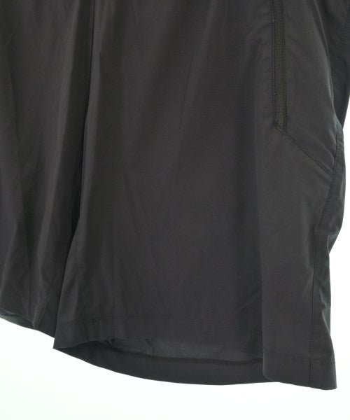 ARC'TERYX กางเกงขาสั้น