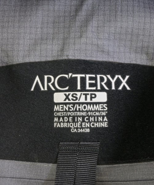 ARC'TERYX เสื้อพาร์กาภูเขา