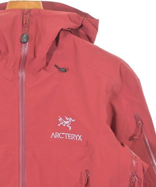 ARC'TERYX เสื้อพาร์กาภูเขา