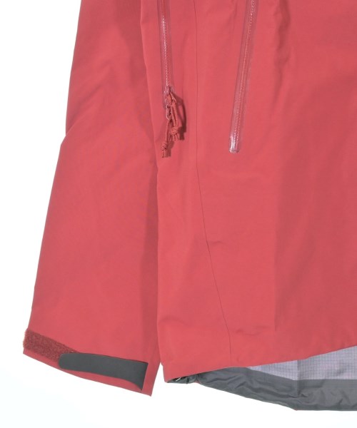 ARC'TERYX เสื้อพาร์กาภูเขา
