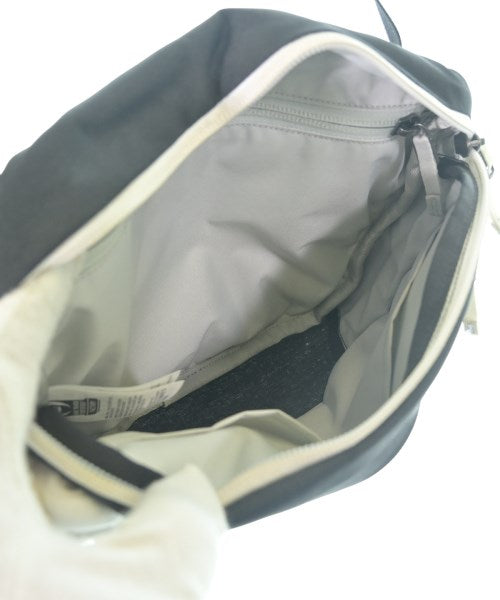 ARC'TERYX กระเป๋าสะพาย