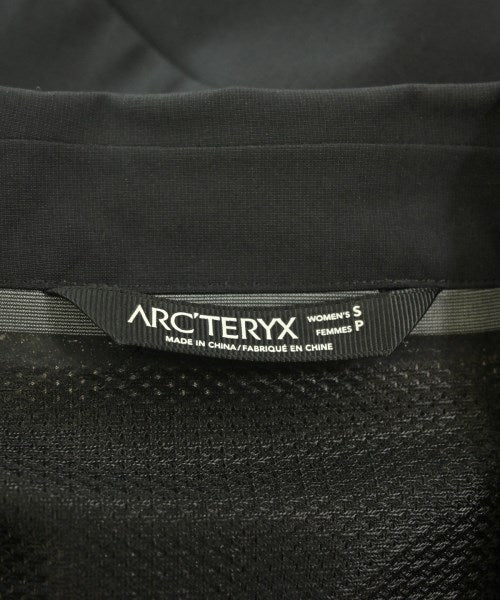 ARC'TERYX เสื้อกันฝน