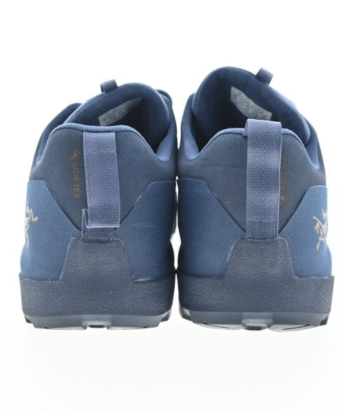 ARC'TERYX รองเท้าผ้าใบ