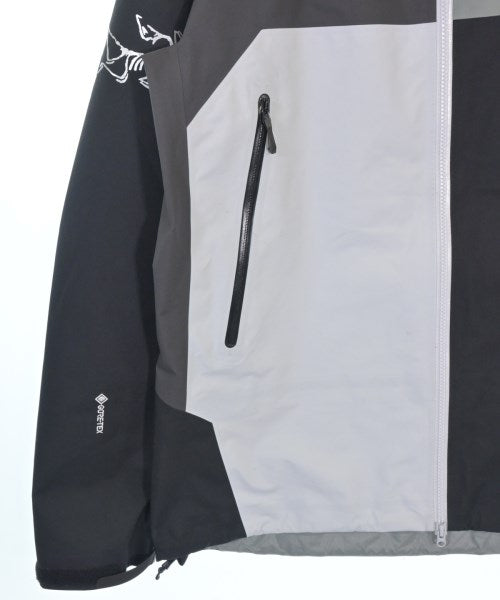 ARC'TERYX เสื้อพาร์กาภูเขา