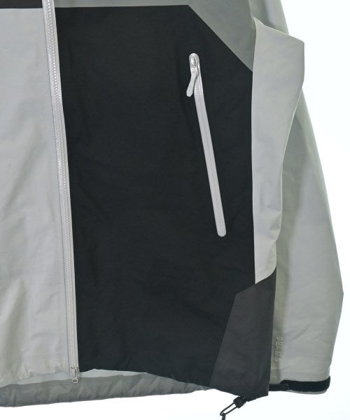 ARC'TERYX เสื้อพาร์กาภูเขา