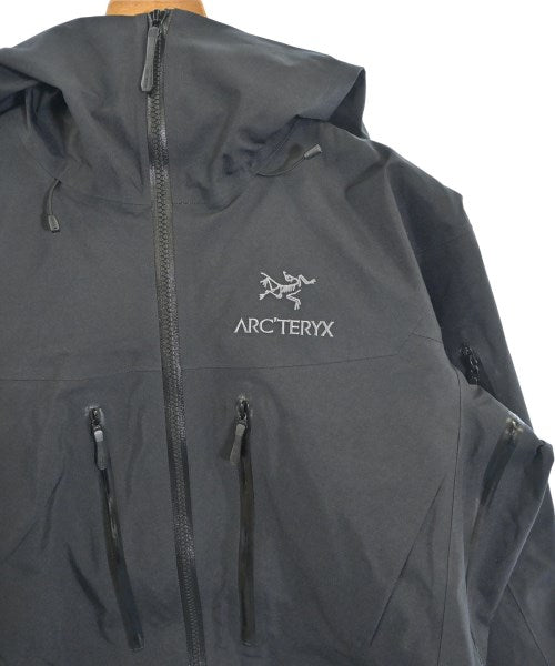ARC'TERYX เสื้อพาร์กาภูเขา
