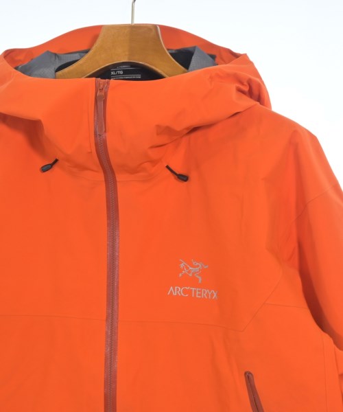 ARC'TERYX เสื้อพาร์กาภูเขา