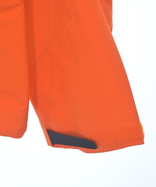 ARC'TERYX เสื้อพาร์กาภูเขา
