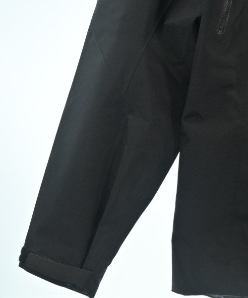 ARC'TERYX เสื้อพาร์กาภูเขา
