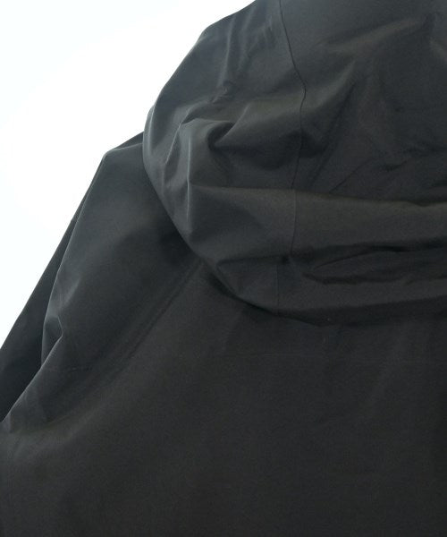 ARC'TERYX เสื้อพาร์กาภูเขา