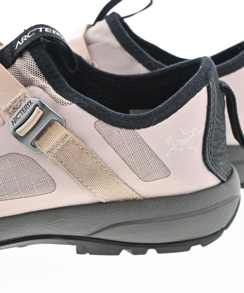 ARC'TERYX รองเท้าผ้าใบ