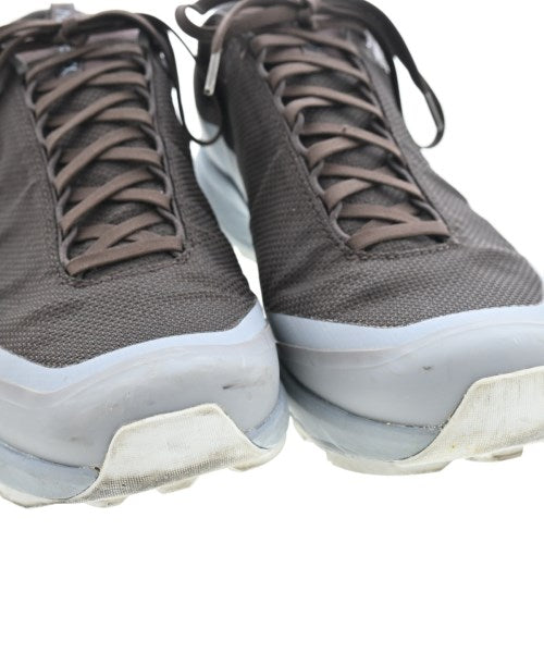 ARC'TERYX รองเท้าผ้าใบ