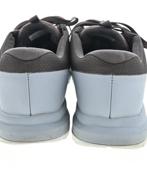 ARC'TERYX รองเท้าผ้าใบ