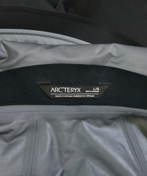 ARC'TERYX เสื้อพาร์กาภูเขา
