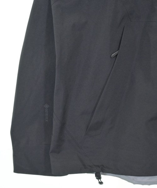 ARC'TERYX เสื้อพาร์กาภูเขา