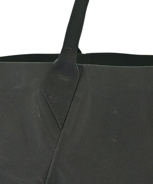 ARC'TERYX กระเป๋าถือขนาดใหญ่