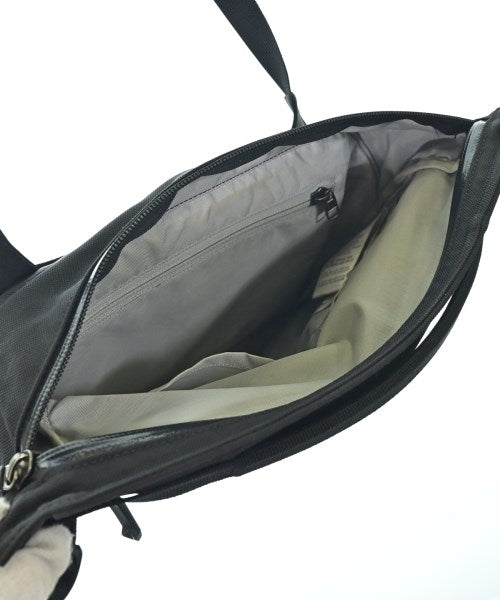 ARC'TERYX กระเป๋าสะพาย