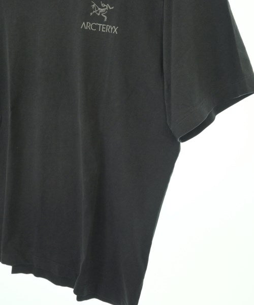 ARC'TERYX เสื้อยืด/เสื้อท็อปส์