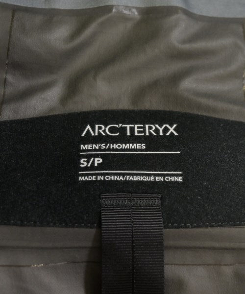 ARC'TERYX เสื้อพาร์กาภูเขา