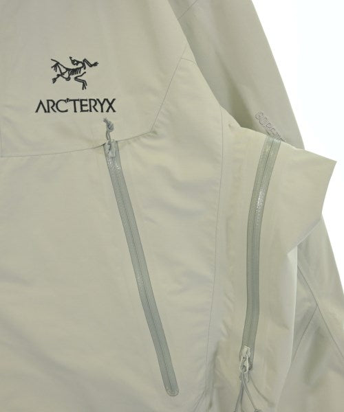 ARC'TERYX เสื้อพาร์กาภูเขา