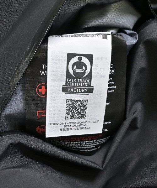 ARC'TERYX เสื้อพาร์กาภูเขา
