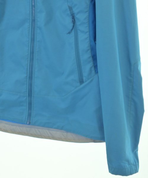ARC'TERYX เสื้อพาร์กาภูเขา