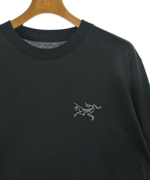 ARC'TERYX เสื้อยืด/เสื้อท็อปส์