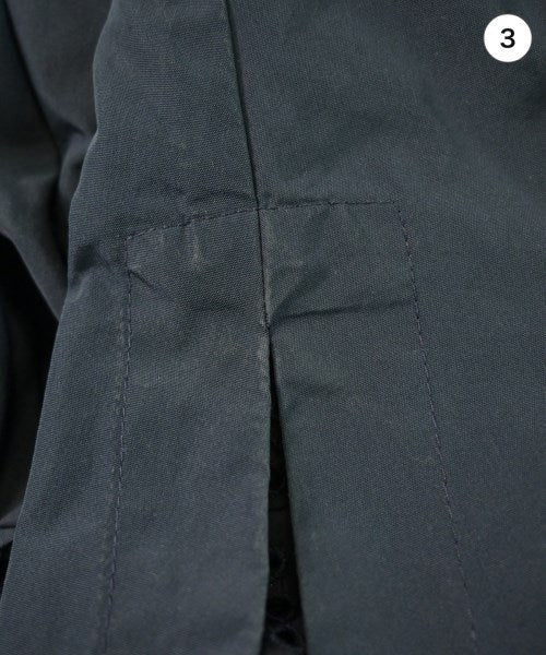 MONCLER เสื้อกันฝน