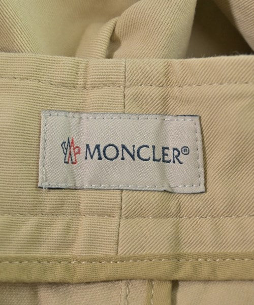 MONCLER ชิโน่